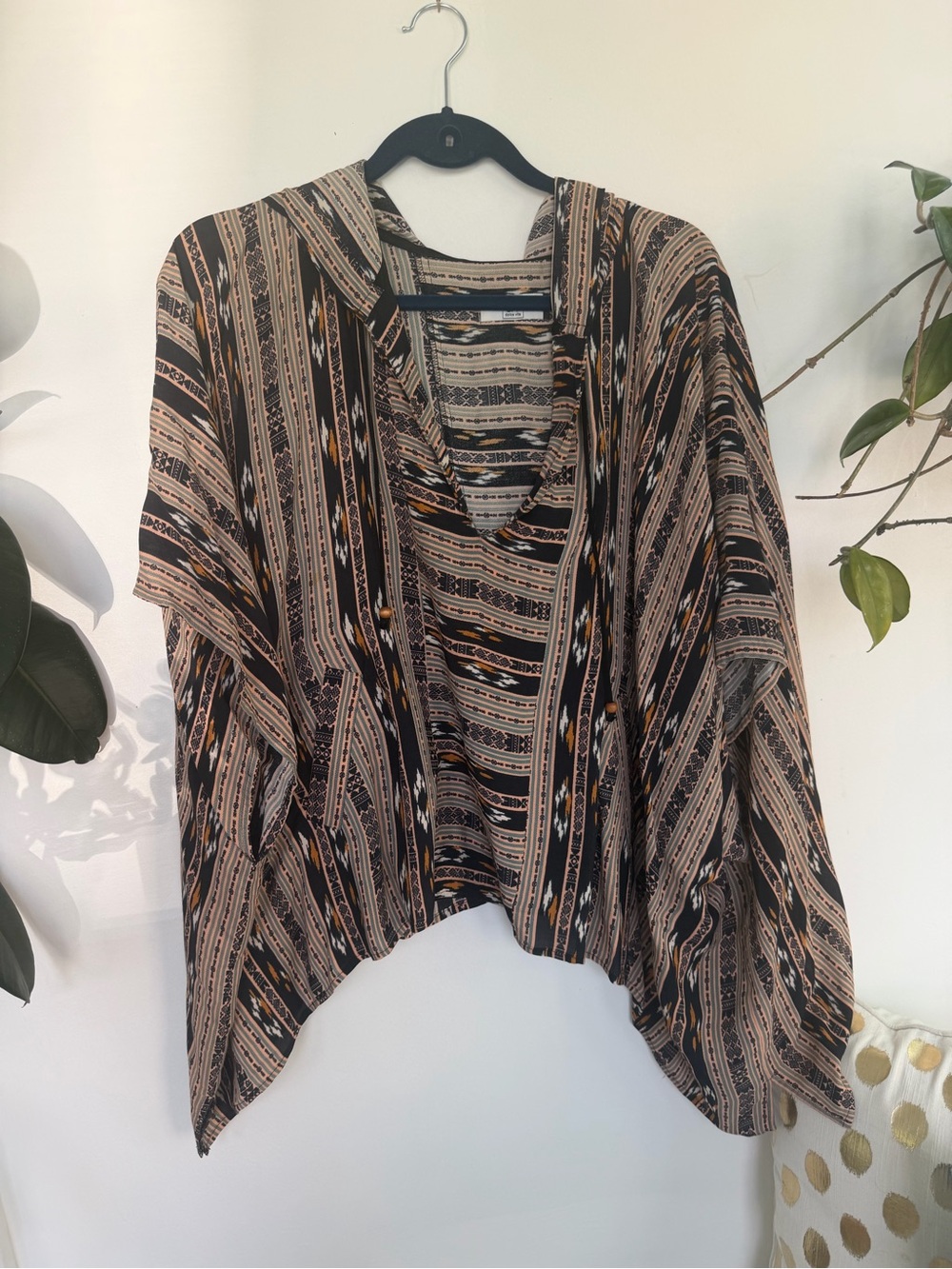 Women's Striped Patterned V-Neck poncho